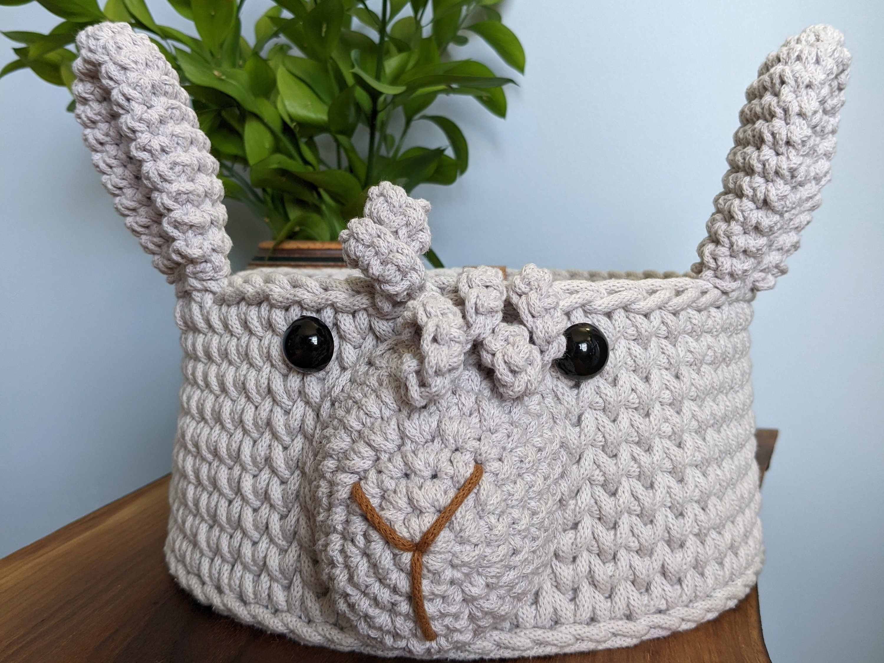 Alpaca Crochet Basket | Large | Wooden Base | Moonlight